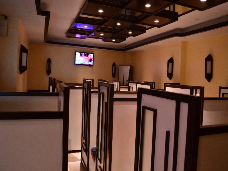 Hotel Sogo Edsa Caloocan Buitenkant foto
