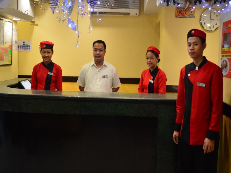 Hotel Sogo Edsa Caloocan Buitenkant foto